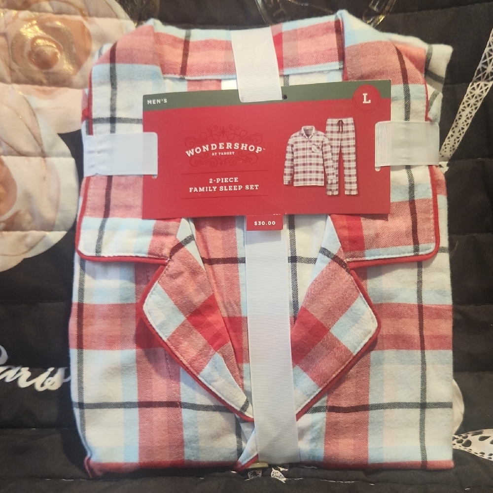 NWT Wondershop Large Red and Blue Mens Pajama Set